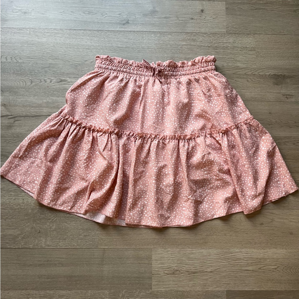 Alelly (Amazon Brand) NWT floral tiered miniskirt (M)